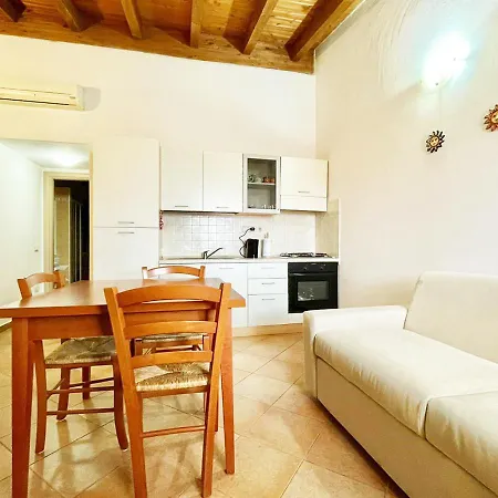 Pgs Immobiliare Srls Bellavista 02 Bilocale Con Parcheggio Privato E Vista Mare * La Maddalena (Sassari)