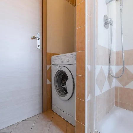 Pgs Immobiliare Srls Bellavista 02 Bilocale Con Parcheggio Privato E Vista Mare